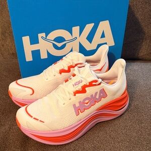 HOKA Skyward X